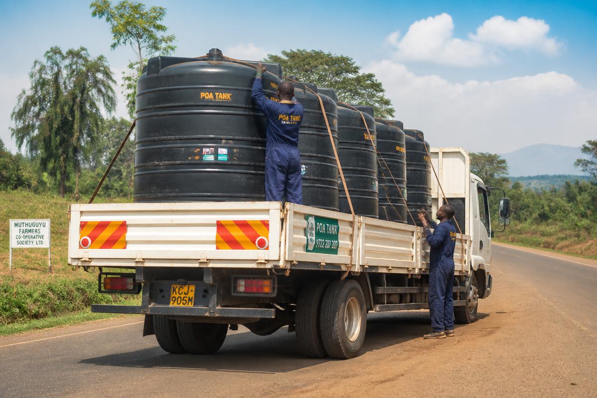 Kentanks delivery truck loaded with water tanks